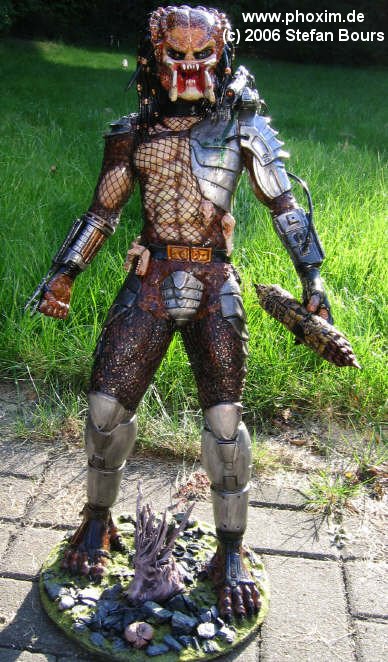 stefan bours predator